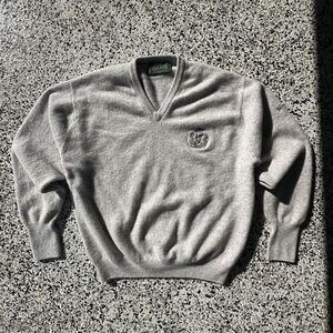 Vintage Peter Scott V-Neck Sweater Mens 42 Made in Scotland 100% Lambswool Gray